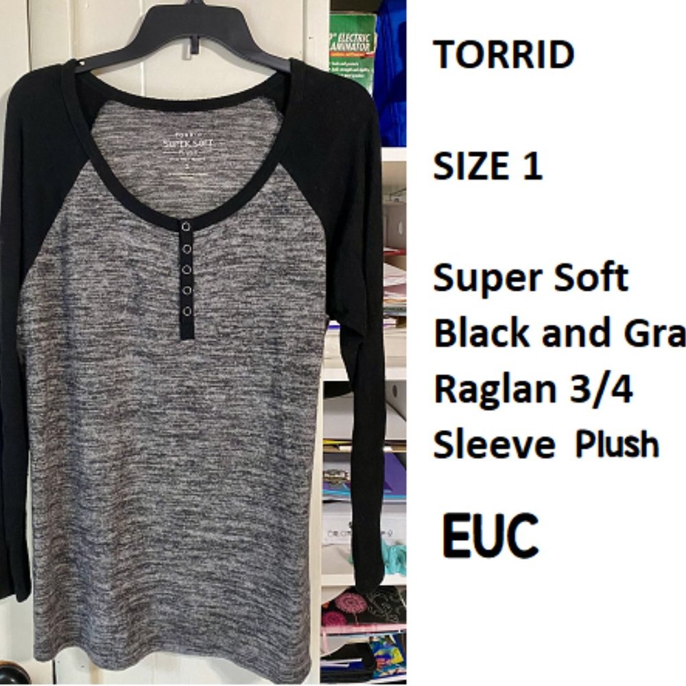 Torrid Super Soft Black and Gray Raglan 3/4 Sleeve